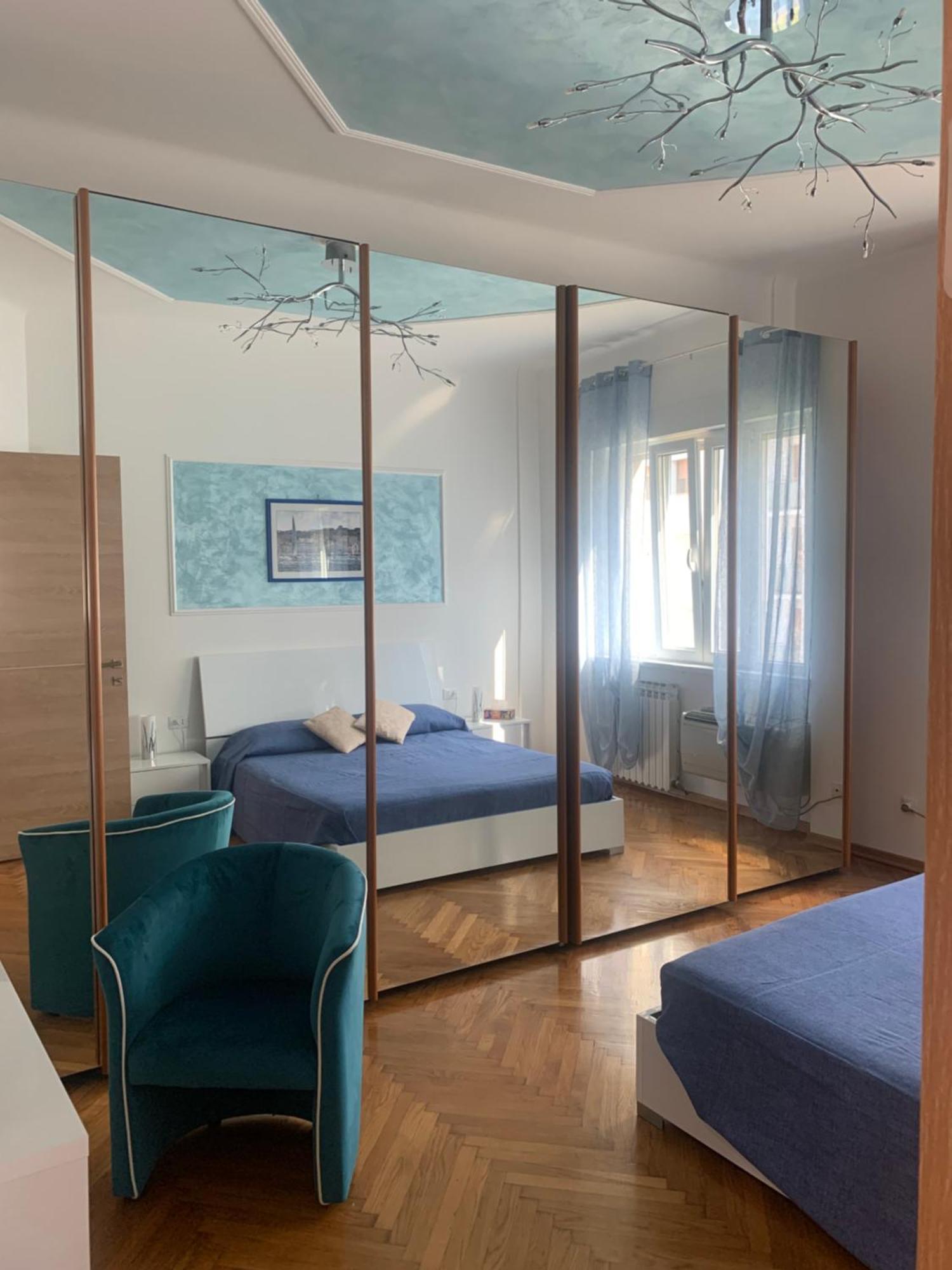 Solemare Rooms Триест Экстерьер фото