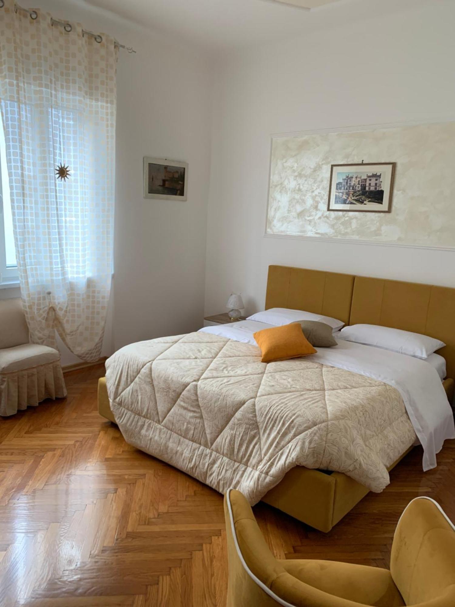 Solemare Rooms Триест Экстерьер фото